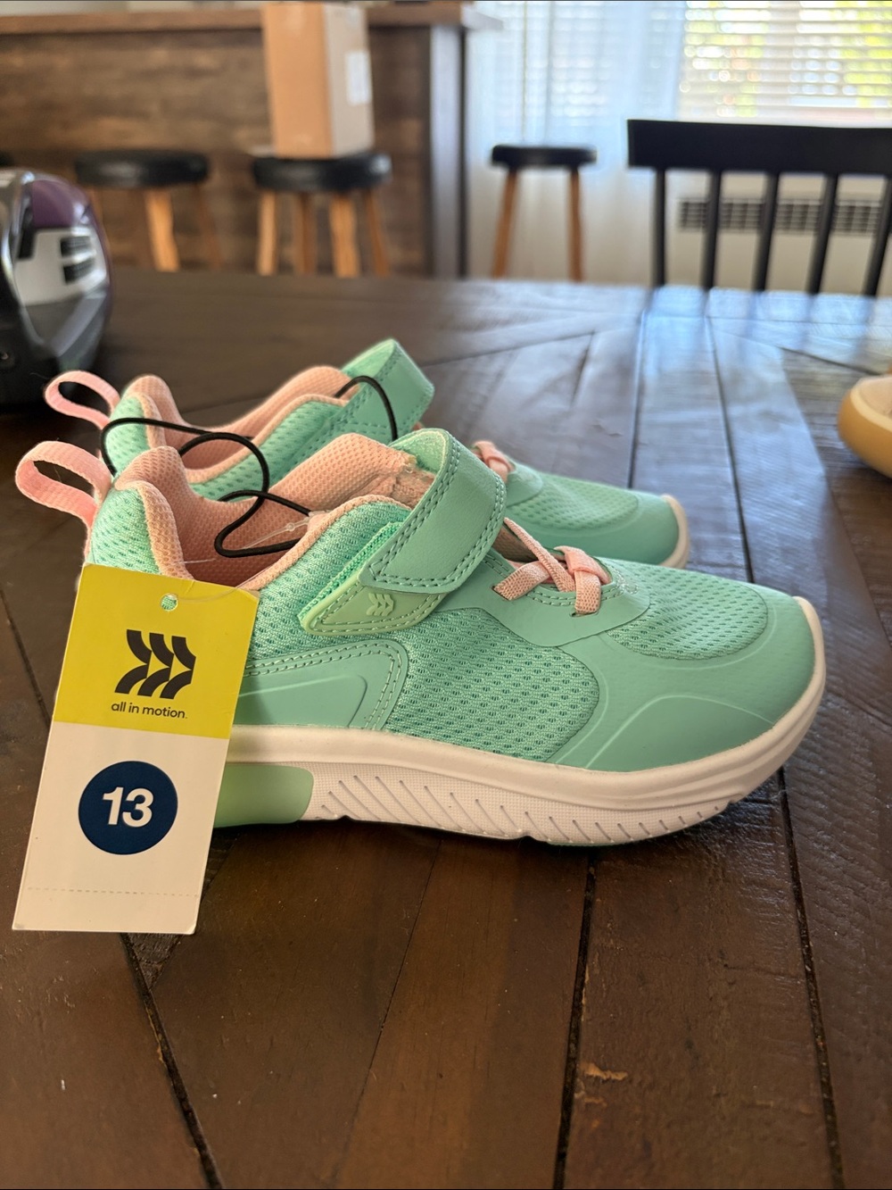 all in motion kids sage/pink sneaker velcro closure sz 13 nwt